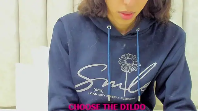 FreyaMoller online show from 11.01.25