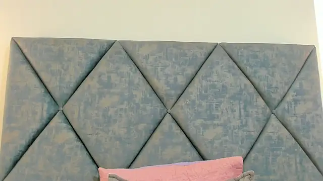 FreyaMoller online show from 07.03.26