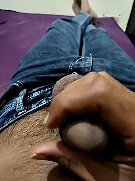 PAWARXX 0 online show from 10.11.25