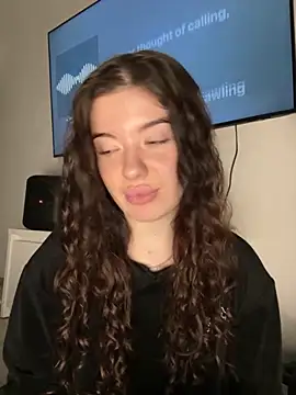 Kimi Ass online show from 11.06.25