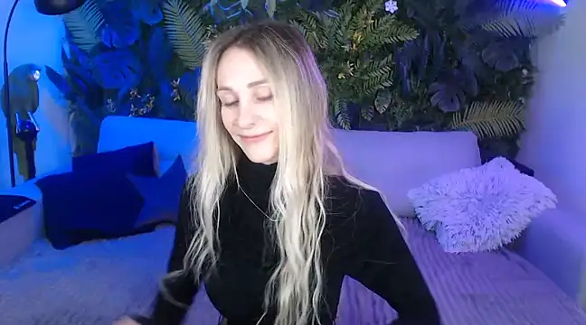 Snapshot of Horny_Blond chatting on 12.03.24 Horny Blond online show from 12.03.24