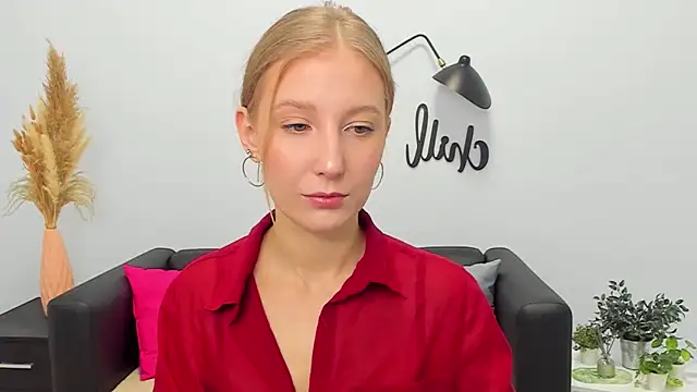 LolaWilsons online show from 11.28.25