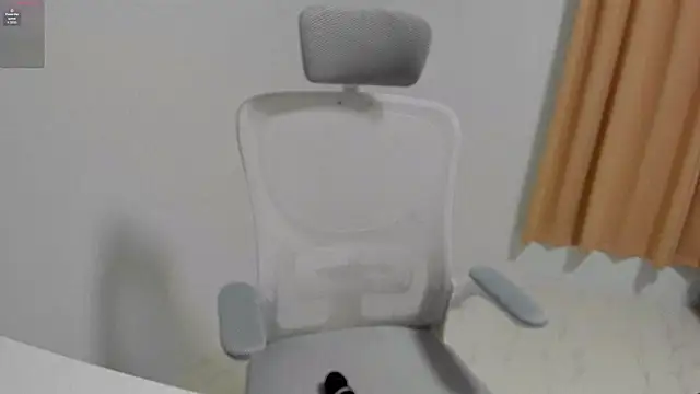 Snapshot of Cee_chalynn chatting on 10.03.25 Cee chalynn online show from 10.03.25