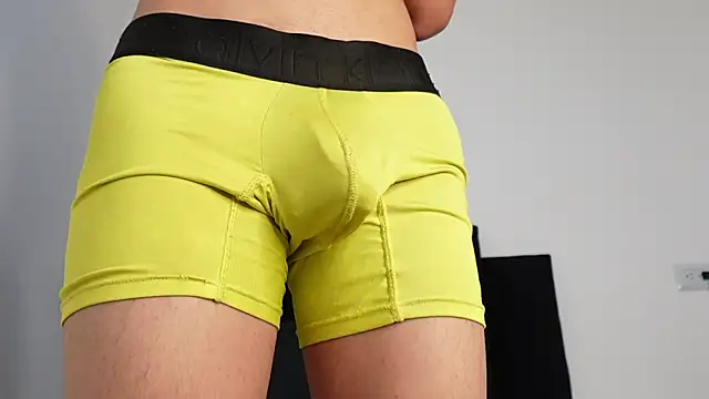 Snapshot of MarcoAlexLatino chatting on 09.18.25 MarcoAlexLatino online show from 09.18.25