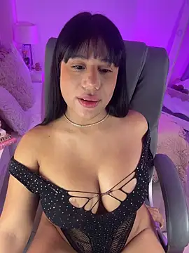 AshleyFerrer online show from 10.10.25