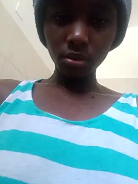 Snapshot of bebsexy chatting on 10.22.25 bebsexy online show from 10.22.25