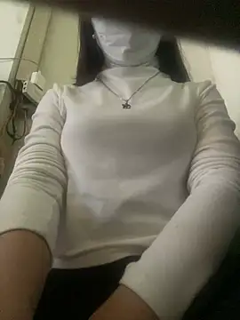 Snapshot of Tuongvy05 chatting on 12.19.24 Tuongvy05 online show from 12.19.24