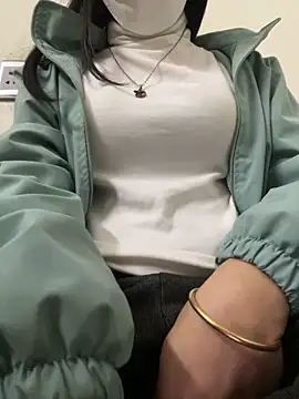 Snapshot of Tuongvy05 chatting on 12.30.24 Tuongvy05 online show from 12.30.24