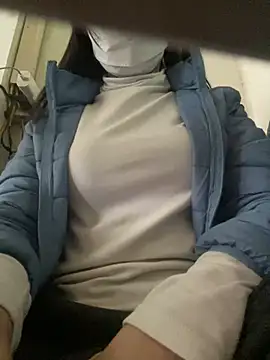 Snapshot of Tuongvy05 chatting on 02.26.25 Tuongvy05 online show from 02.26.25