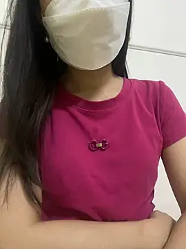 Snapshot of Tuongvy05 chatting on 03.03.25 Tuongvy05 online show from 03.03.25