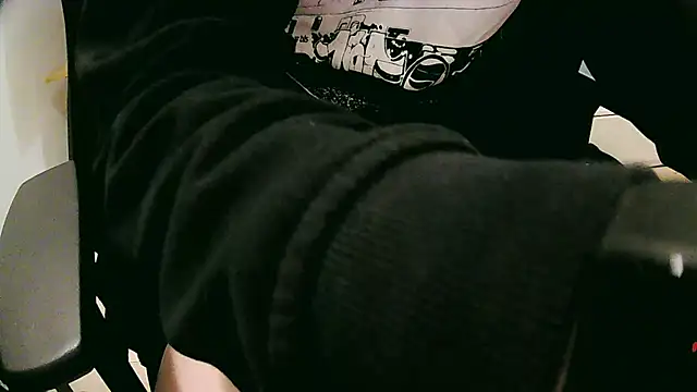 Snapshot of skinnyandthick chatting on 03.02.25 skinnyandthick online show from 03.02.25