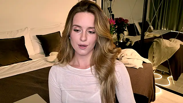 RozzitaBedberry online show from 04.24.26