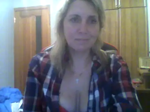 IrinaB1 online show from 01.18.25