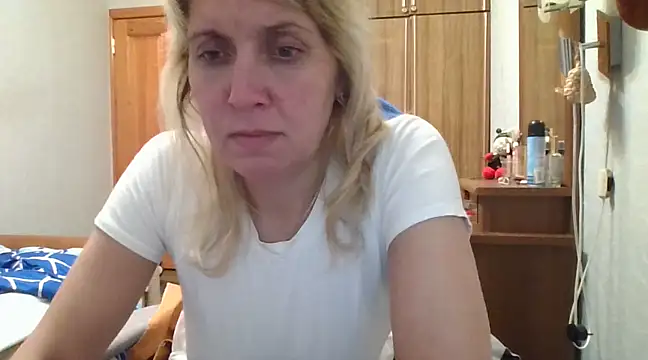 IrinaB1 online show from 02.20.25