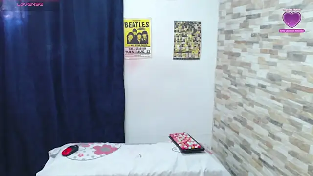 SamanthaSwan online show from 02.08.25