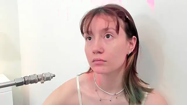 Snapshot of lizzy_davis_1 chatting on 12.20.24 lizzy davis 1 online show from 12.20.24