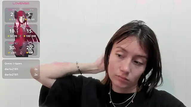 Snapshot of lizzy_davis_1 chatting on 03.08.25 lizzy davis 1 online show from 03.08.25