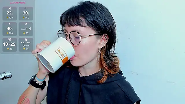 lizzy davis 1 online show from 03.29.26