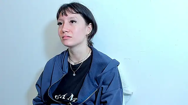 lizzy davis 1 online show from 04.03.26