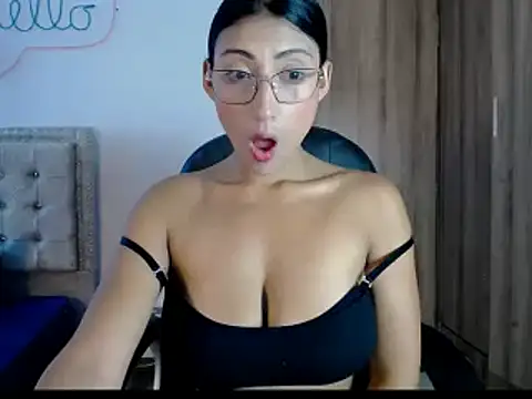 Snapshot of paulett2024 chatting on 12.27.24 paulett2024 online show from 12.27.24