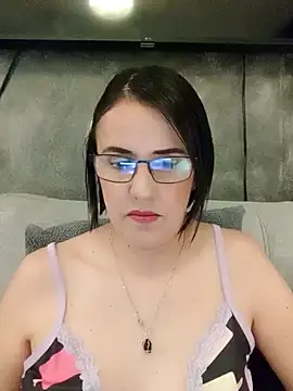 Snapshot of IsisBlake chatting on 01.19.25 IsisBlake online show from 01.19.25