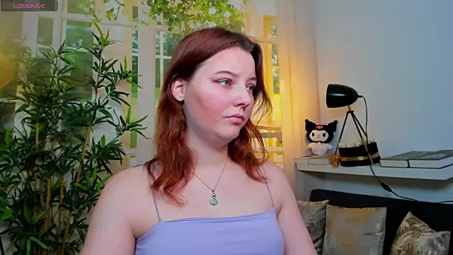 pretty little thing online show from 02.02.26