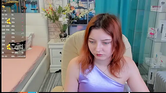 pretty little thing online show from 02.09.26