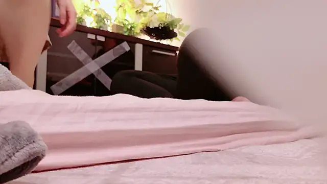 Snapshot of Mia--meow chatting on 01.19.25 Mia--meow online show from 01.19.25