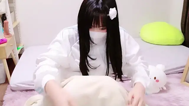 Snapshot of Mia--meow chatting on 01.20.25 Mia--meow online show from 01.20.25