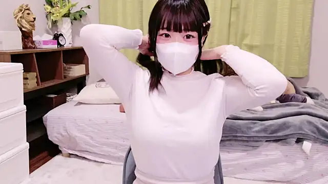 Snapshot of Mia--meow chatting on 02.07.25 Mia--meow online show from 02.07.25