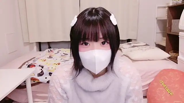 Snapshot of Mia--meow chatting on 02.20.25 Mia--meow online show from 02.20.25