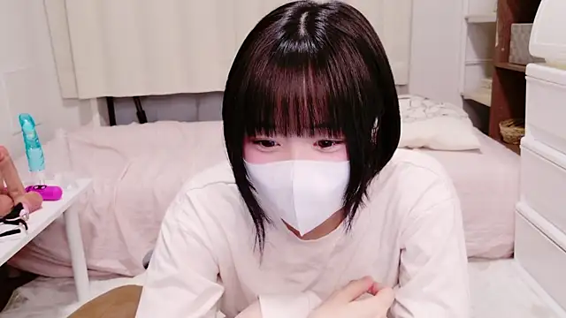 Snapshot of Mia--meow chatting on 02.21.25 Mia--meow online show from 02.21.25