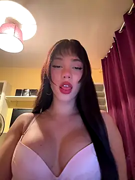 Snapshot of Carlita_cute chatting on 10.17.25 Carlita cute online show from 10.17.25