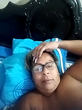 Snapshot of Afroditabichota chatting on 09.22.25 Afroditabichota online show from 09.22.25