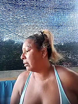 Snapshot of Afroditabichota chatting on 10.16.25 Afroditabichota online show from 10.16.25