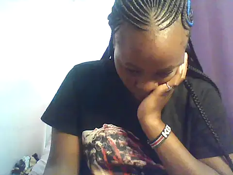 Snapshot of EBONYVANILLA02 chatting on 10.12.25 EBONYVANILLA02 online show from 10.12.25