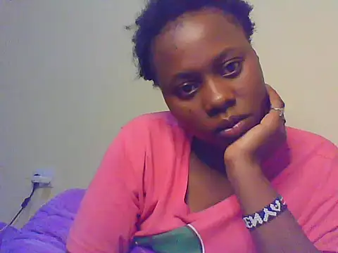 Snapshot of EBONYVANILLA02 chatting on 11.13.25 EBONYVANILLA02 online show from 11.13.25