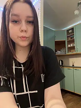 Marylallka5 online show from 12.27.24