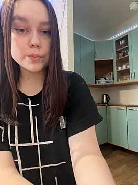 Marylallka5 online show from 01.31.25