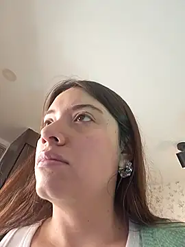 Snapshot of valery_mora chatting on 03.19.25 valery mora online show from 03.19.25