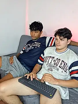  Ottis  online show from 10.17.25