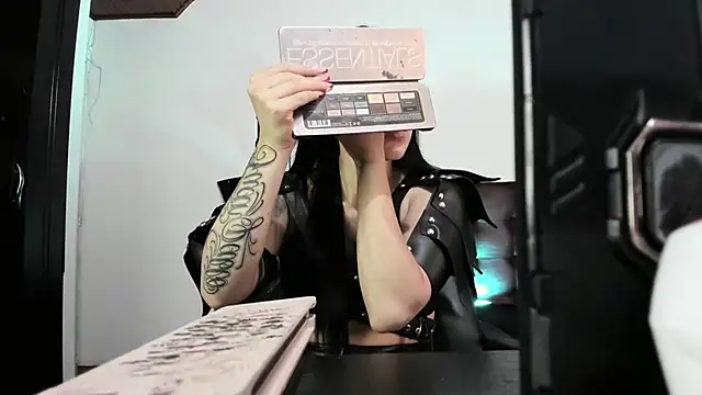 MistressVenena online show from 10.16.25