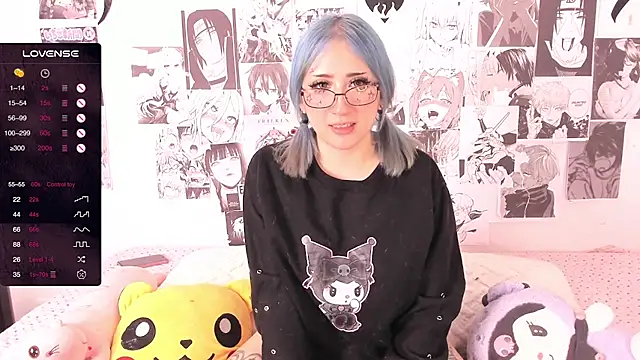 Snapshot of Miwa_violet chatting on 12.15.24 Miwa violet online show from 12.15.24