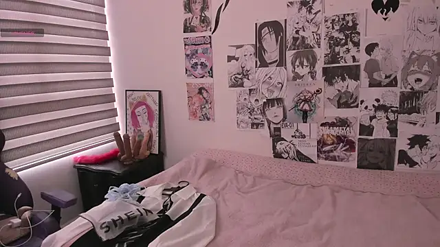 Snapshot of Miwa_violet chatting on 01.26.25 Miwa violet online show from 01.26.25