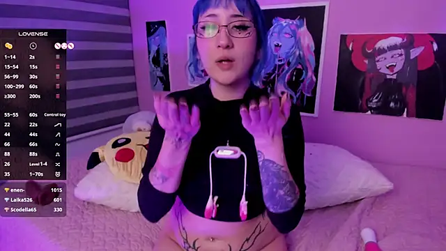 Snapshot of Miwa_violet chatting on 02.25.25 Miwa violet online show from 02.25.25