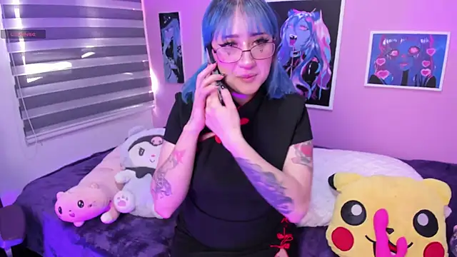 Snapshot of Miwa_violet chatting on 03.22.25 Miwa violet online show from 03.22.25