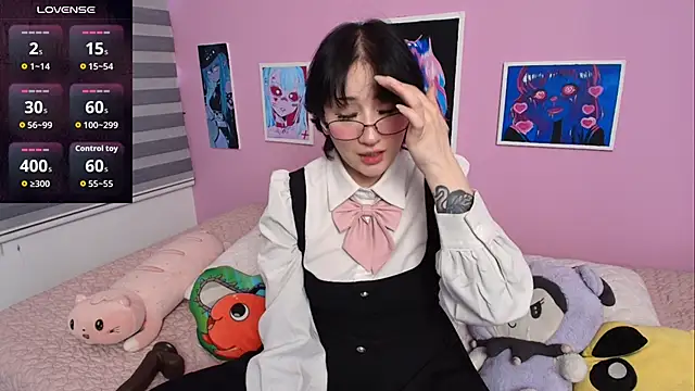 Snapshot of Miwa_violet chatting on 09.26.25 Miwa violet online show from 09.26.25