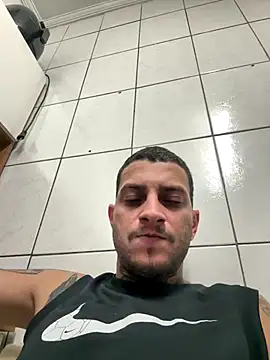 Snapshot of Christopherreis chatting on 10.14.25 Christopherreis online show from 10.14.25