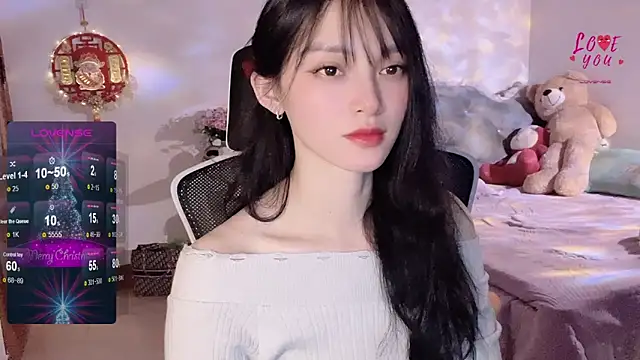 Snapshot of ___Nari___ chatting on 01.14.25 Nari online show from 01.14.25