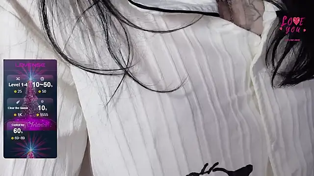 Snapshot of ___Nari___ chatting on 01.22.25 Nari online show from 01.22.25